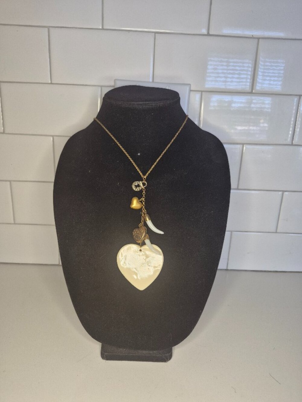 No Brand Gold Heart Charm Clustered Long Necklace